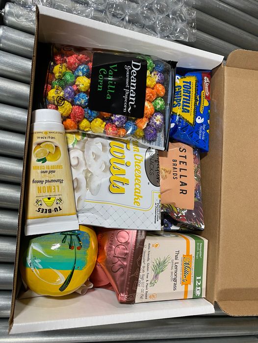 Mishloach manot - Amit NYC 2022